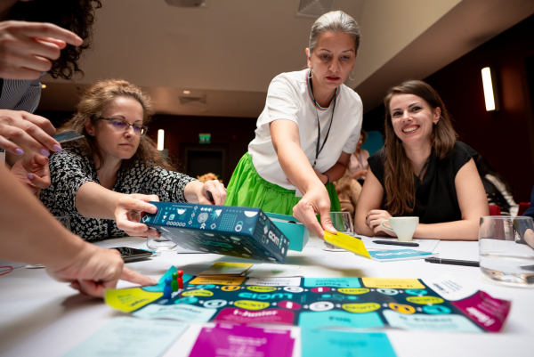 Clubul Learning Architect | AI LUCID Boardgame